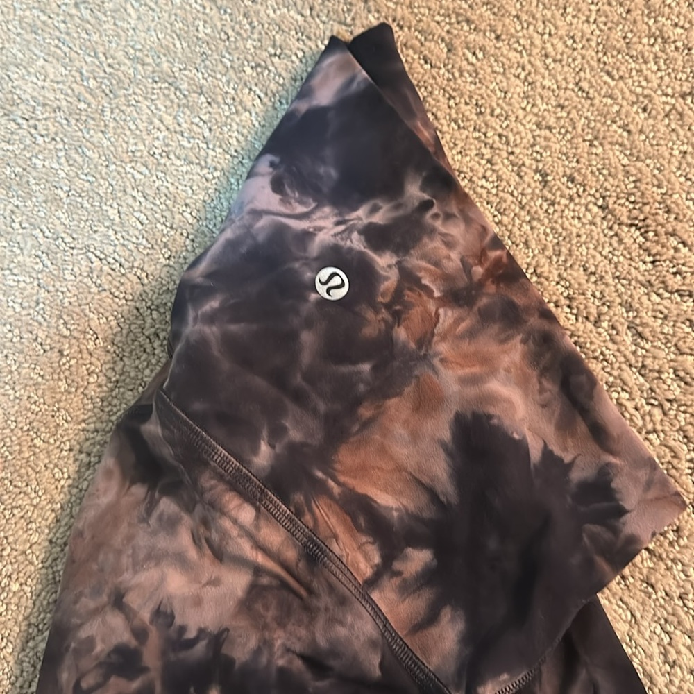 Lululemon aligns - Picture 2 of 2